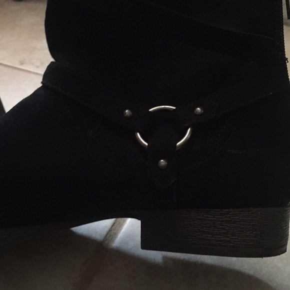 Black ankle boots - Picture 2 of 4